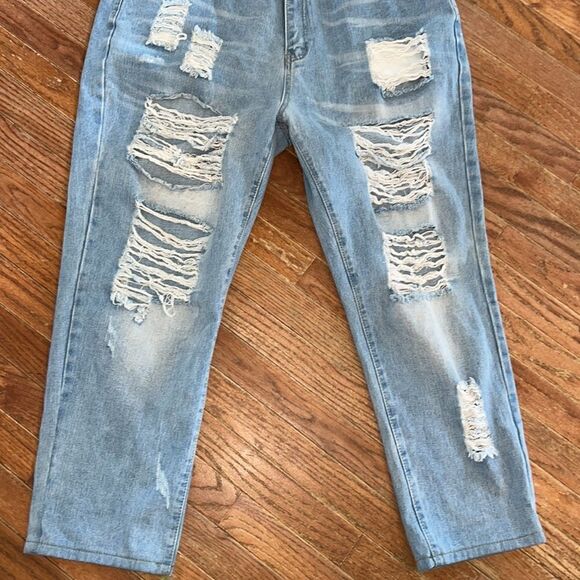 Shein women’s plus size 3XL ripped distressed Hi-Rise Jeans - Picture 4 of 12